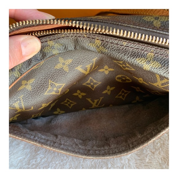 ✨Vintage LV crossbody Trocadero 24 - Picture 10 of 13